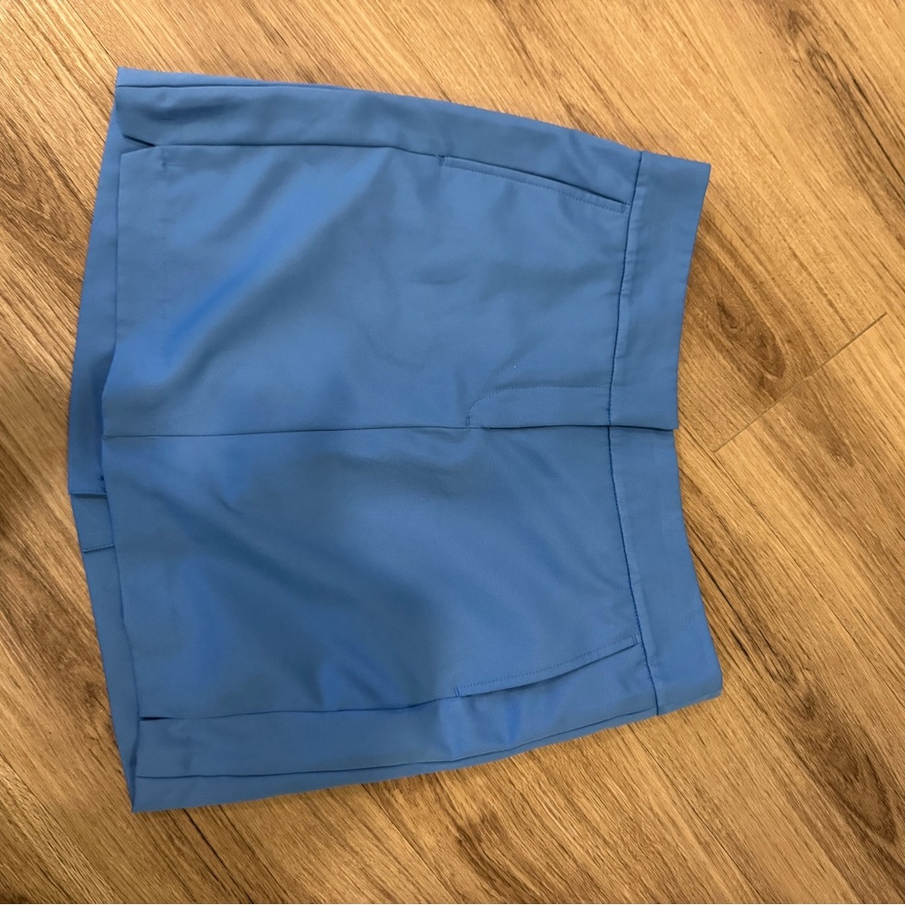 Izod Women's Sky Blue Skorts
